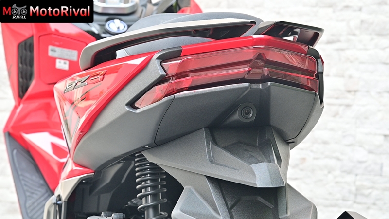 กล้องหลัง