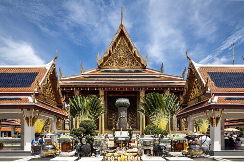 102-Chapel_of_the_Emerald_Buddha_06.23.jpg