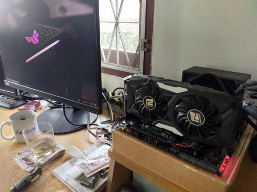 107091113648e0b018.jpg