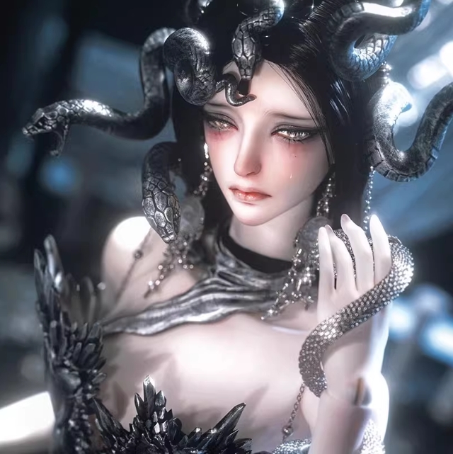 รูปภาพสินค้า 【Pre-Order】ชุด+เครื่องประดับ