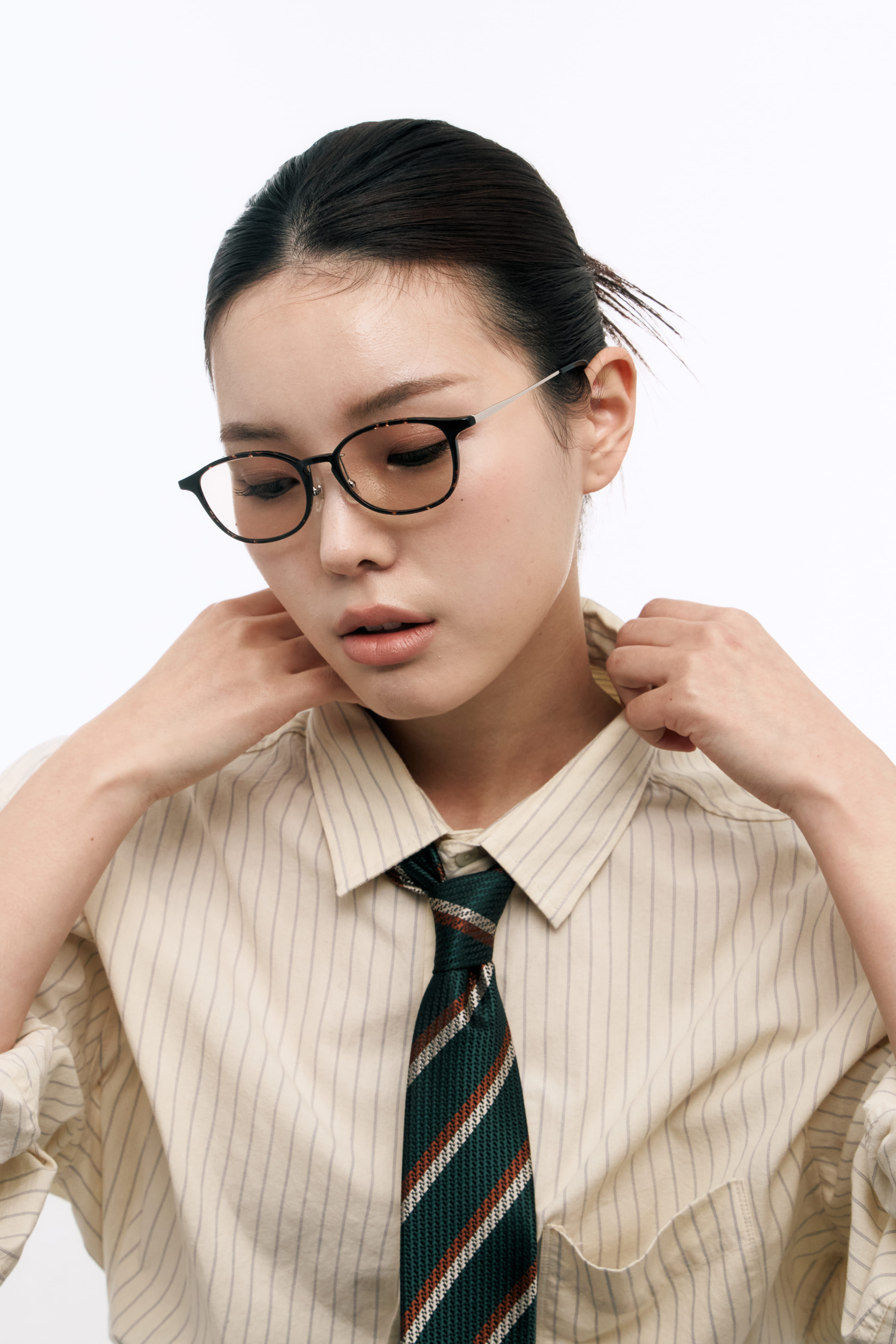 OWNDAYS Hojicha Brown Model