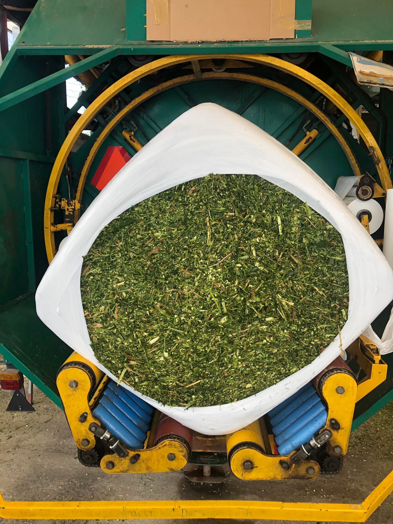 กองสินค้า