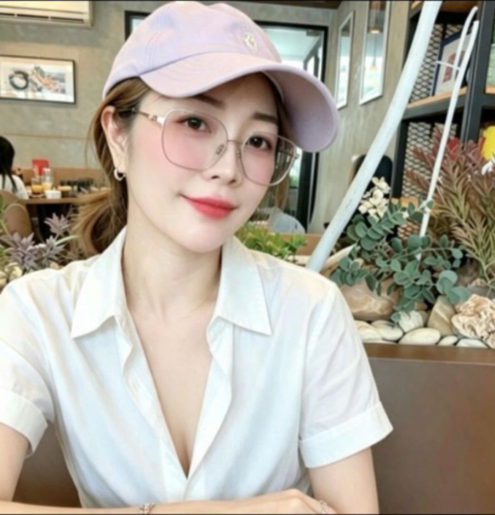 คุณภาวิดา ผู้รับเหมา