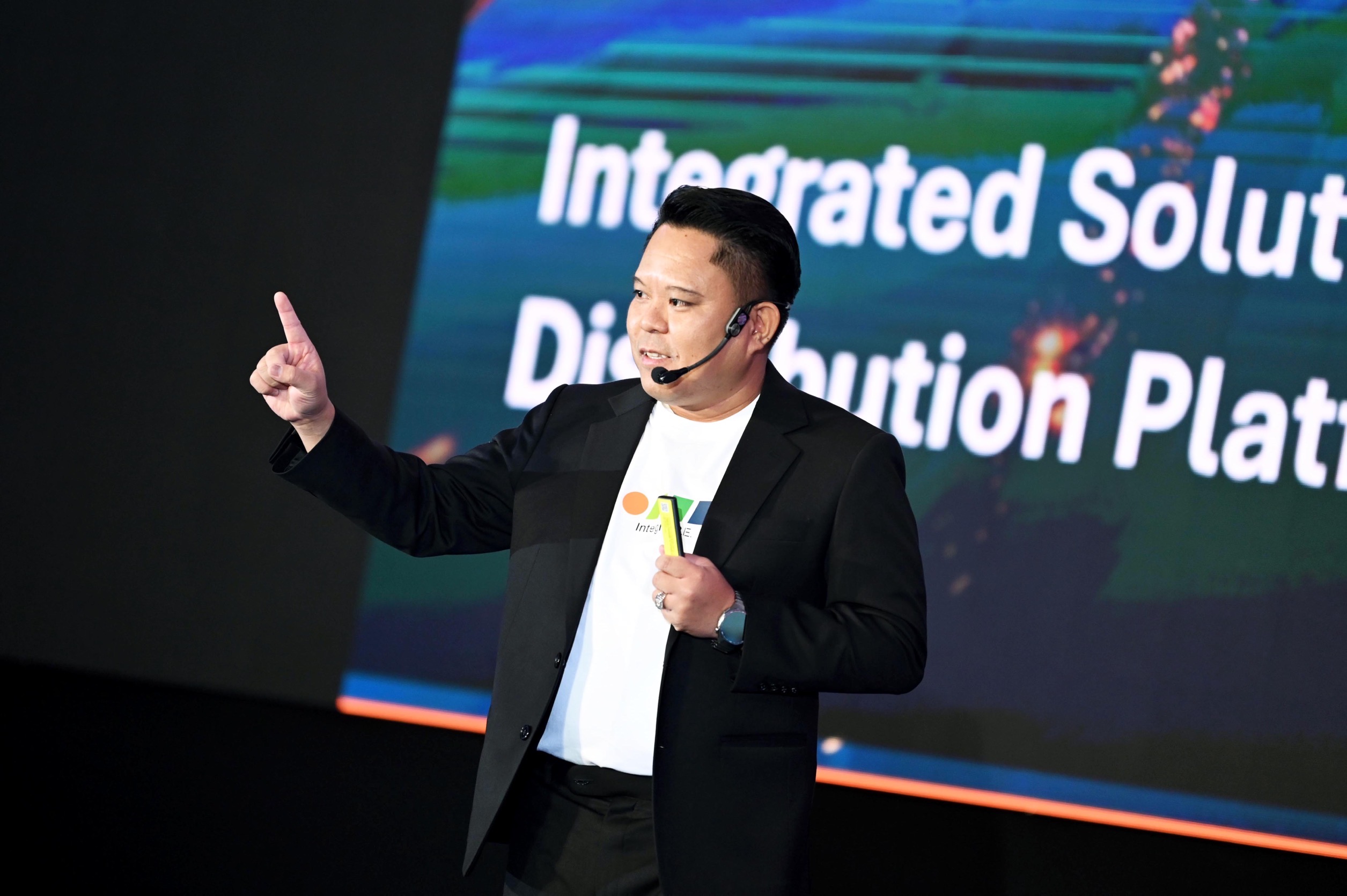 BAC38206 1705 4B6C A649 5269BD71B450