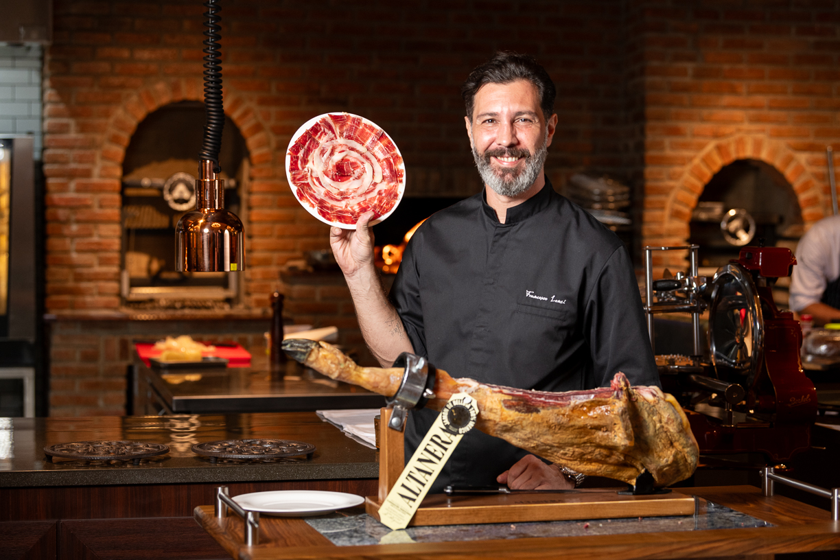 สัมผัสบรรยากาศร้านอาหารอิตาเลียนแท้ที่ Casa Lenzi