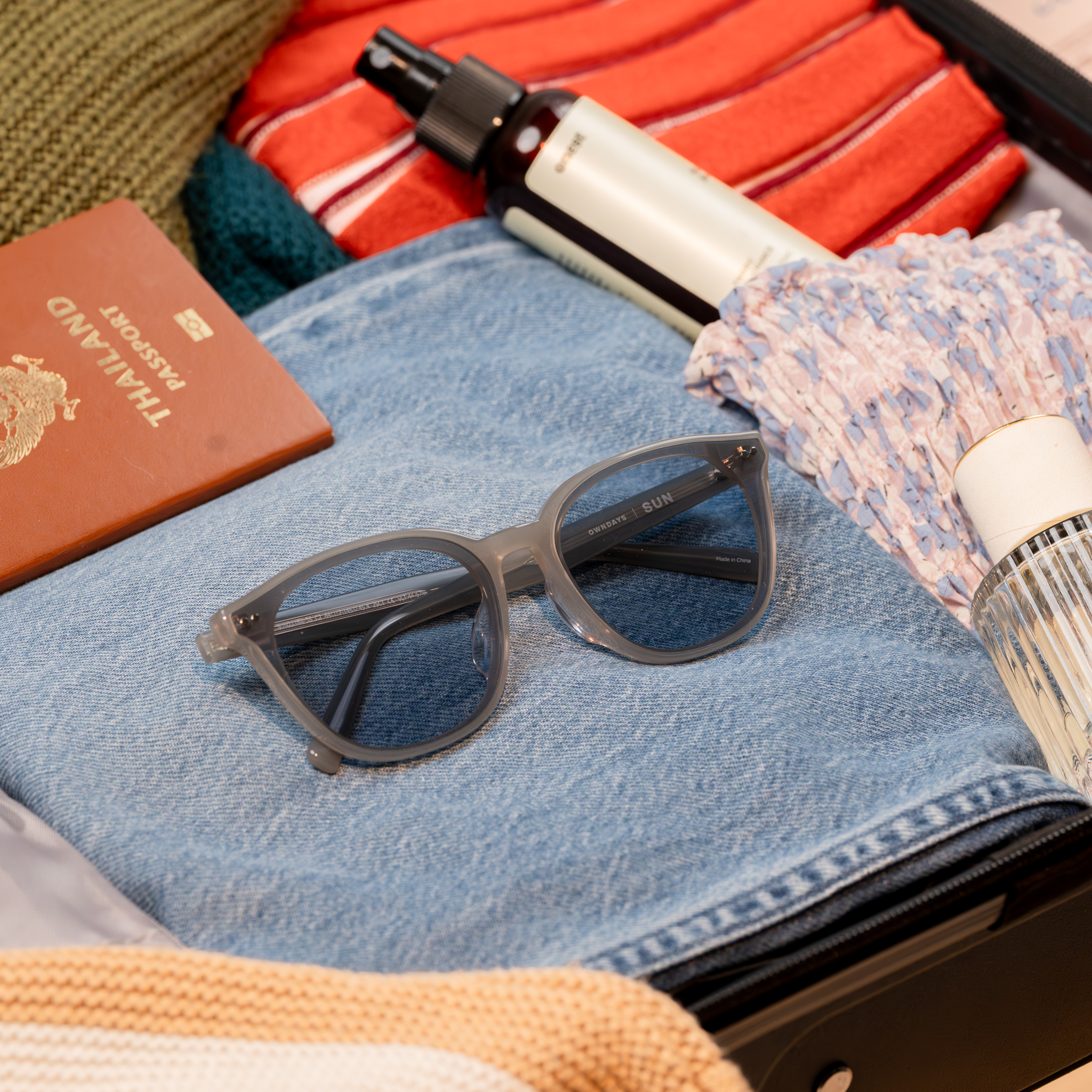 Sunglasses แว่นกันแดดสุดฮิต