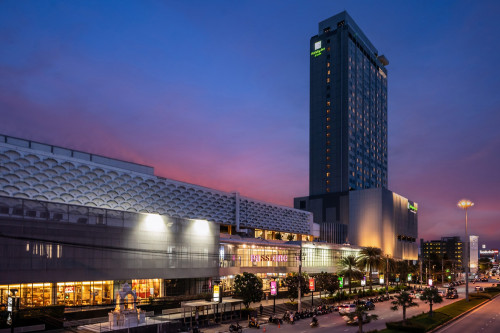 Exterior shot Holiday inn suites rayong 0