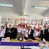 LINE_ALBUM_-69_260318_31