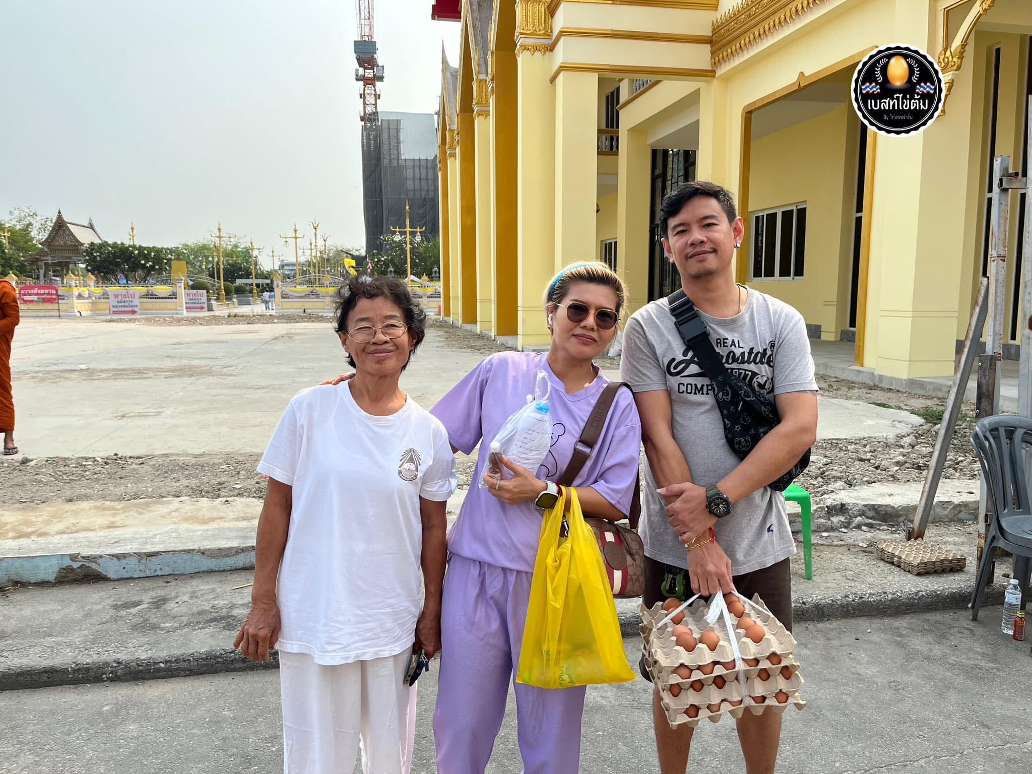 ไข่ต้มแก้บน หลวงพ่อโสธร