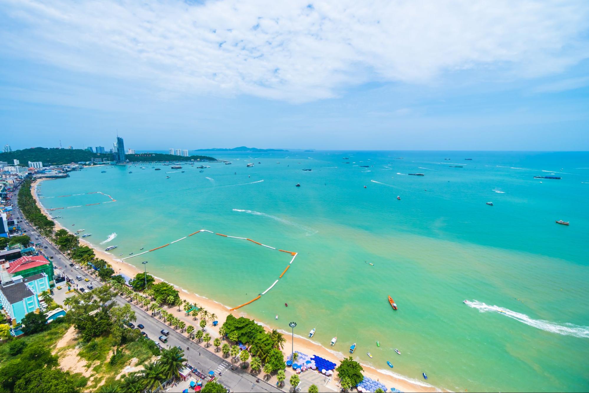 ที่เที่ยวชลบุรี ดื่มด่ำเมืองติดทะเล ที่ไม่ควรพลาดในปี 2026