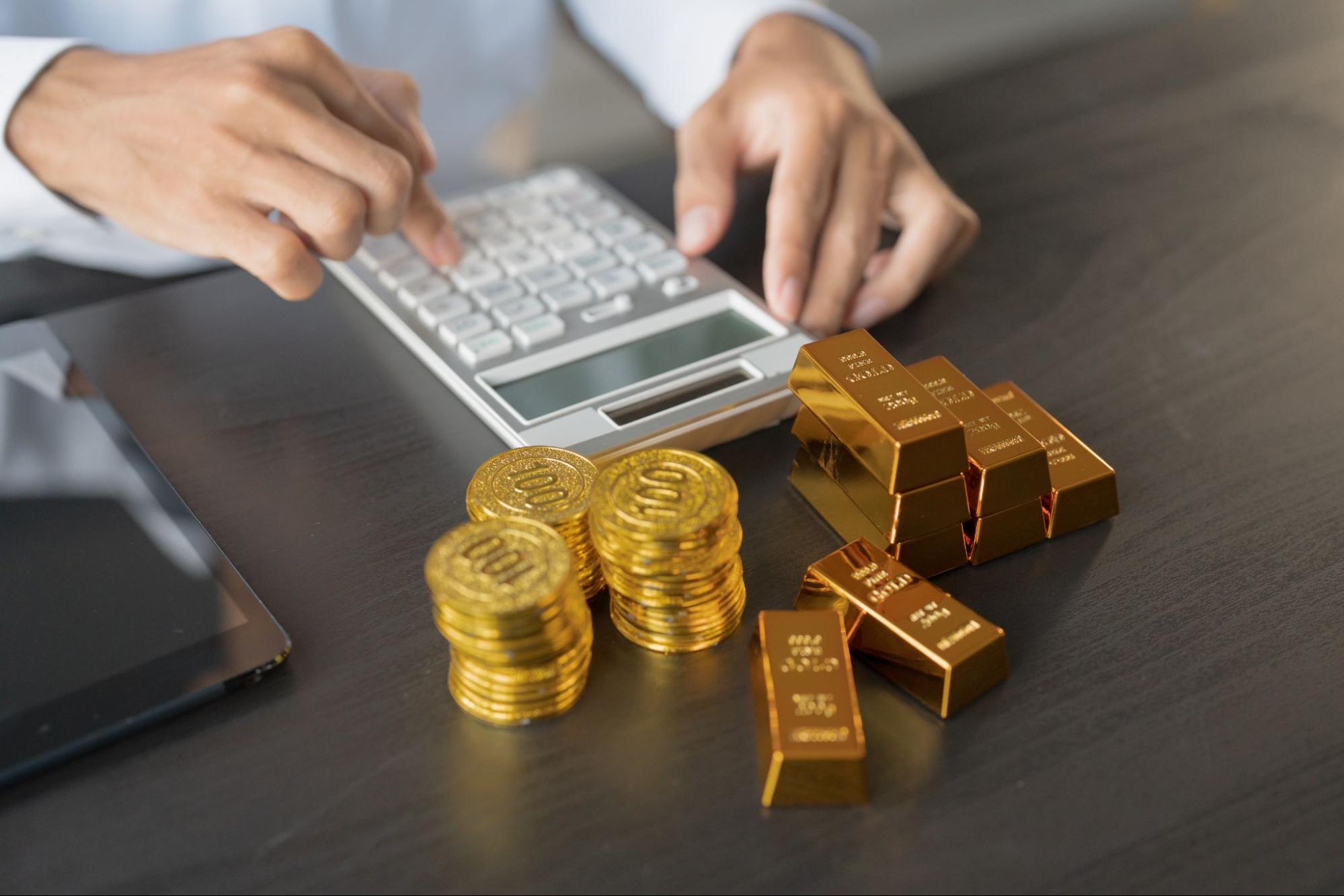 ค่ากำเหน็จทอง คือ