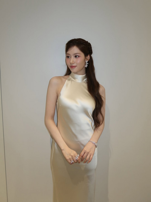 m.by__sana_8c3abc40d2554205916e58bebea6b49c.jpg