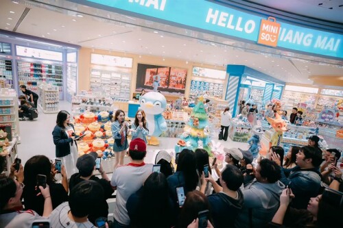 maya flagship store 6 copy