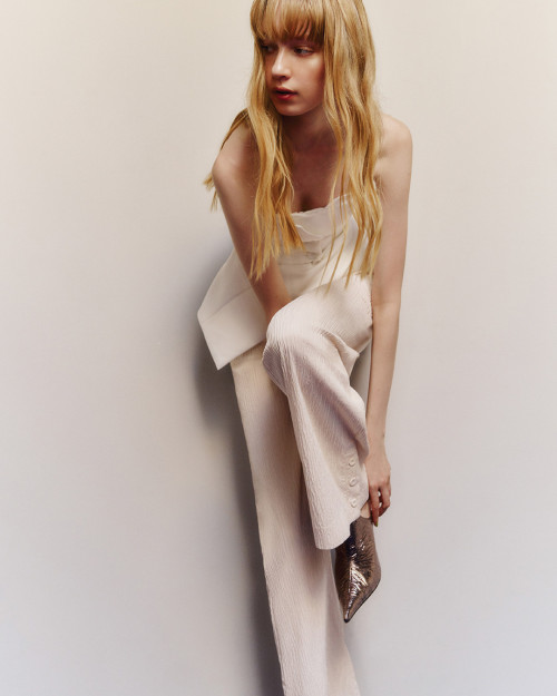 004-Quinn-Spring-2025_0.jpg