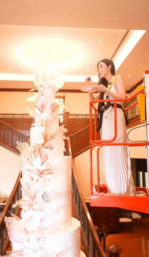 0eb40ed6 dd35 47c6 860c a6505d90b828