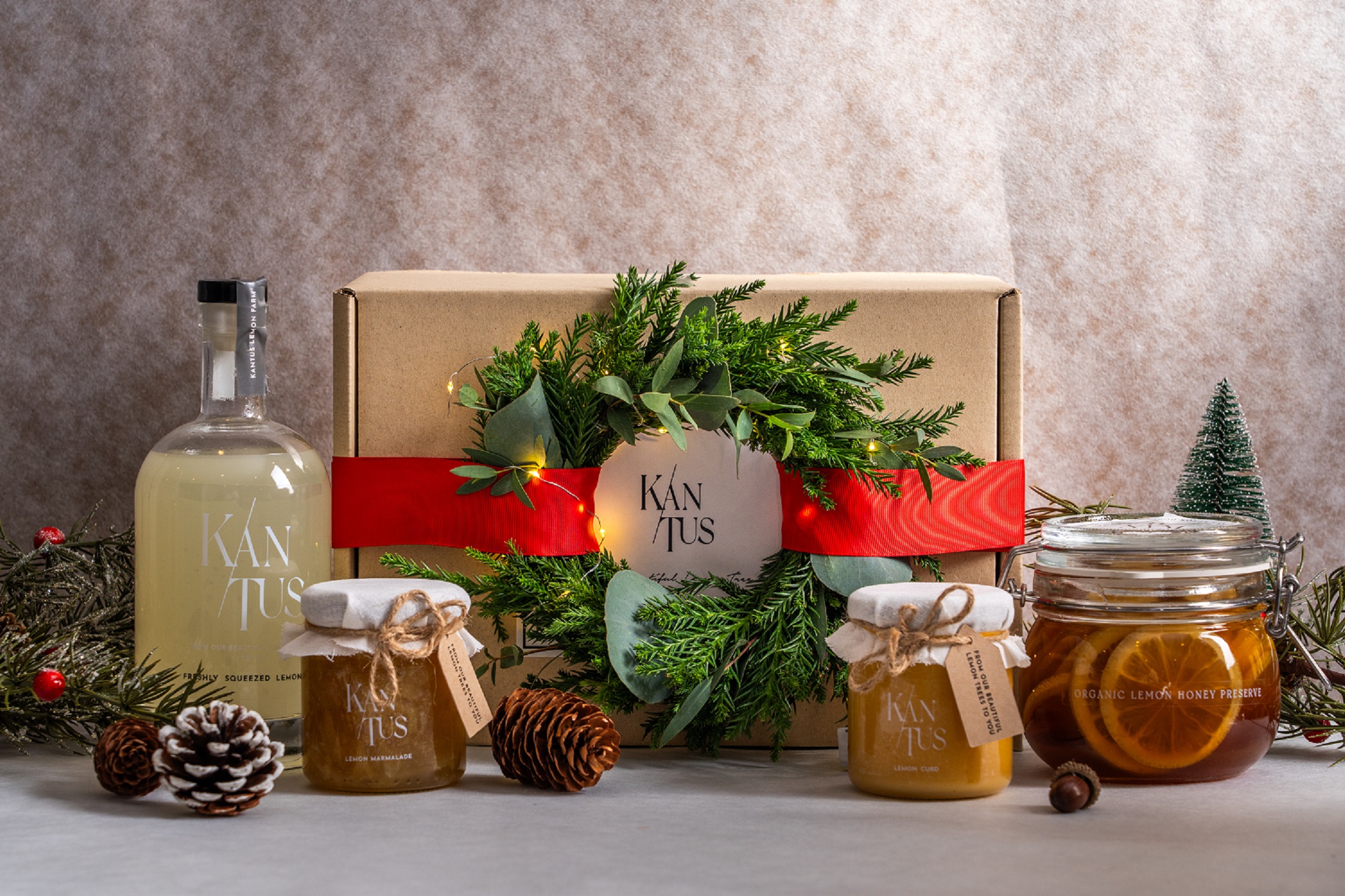 Merry X Mas & Happy New Year 2026 ส่งต่อความสุขสดชื่น… กับชุดของขวัญแทนใจ