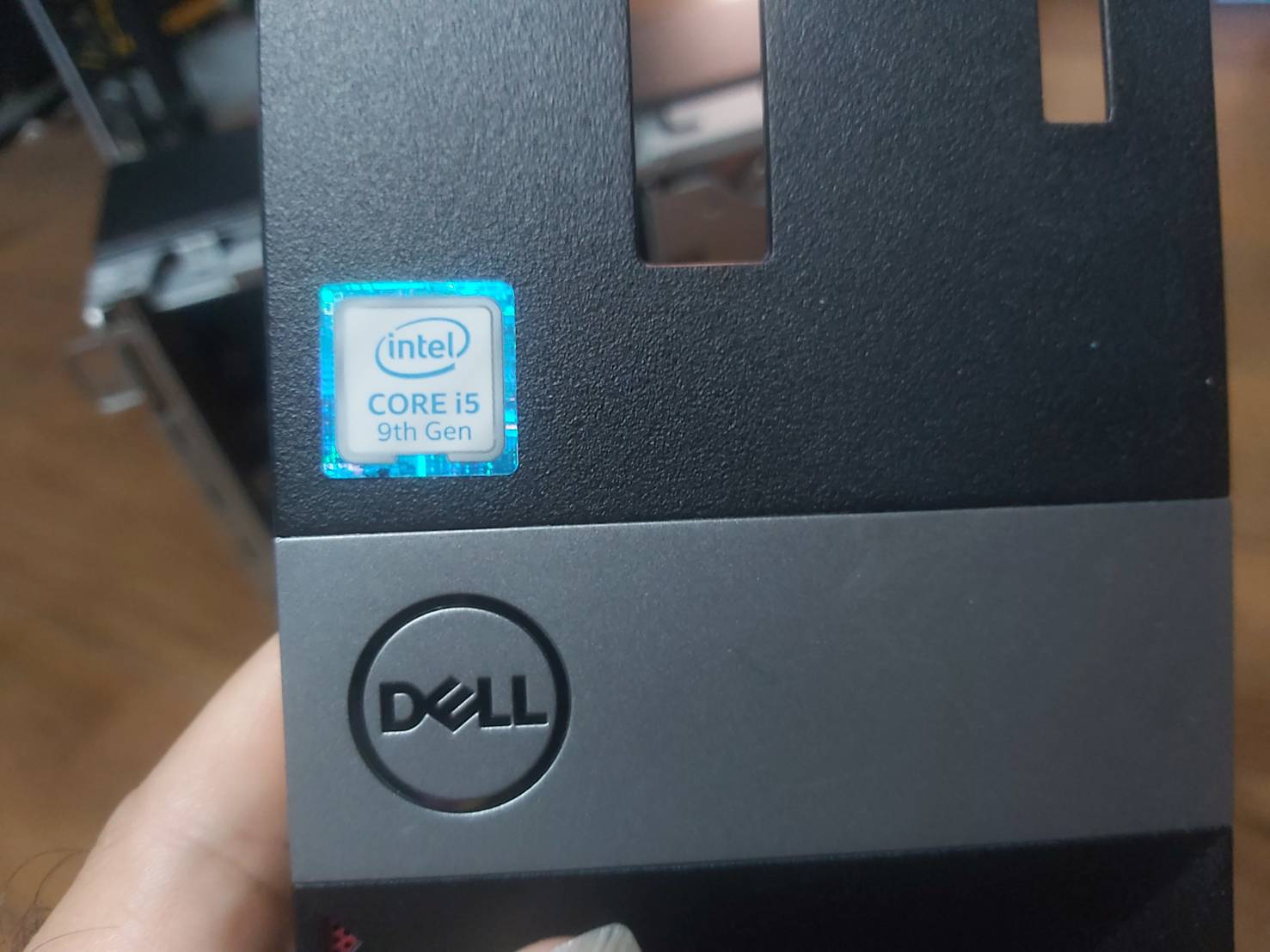 1748998419892