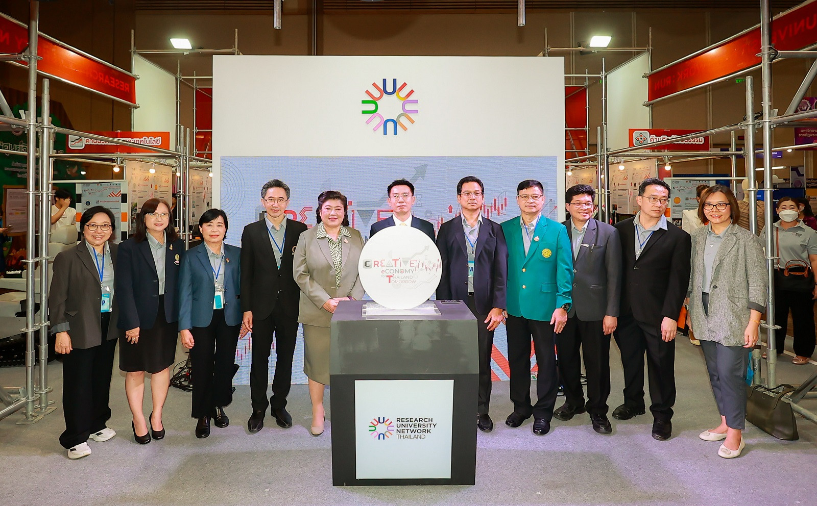 RUN เปิดนิทรรศการแสดงผลงานวิจัยและนวัตกรรม 24 ผลงาน ภายใต้ธีม“เศรษฐกิจสร้างสรรค์