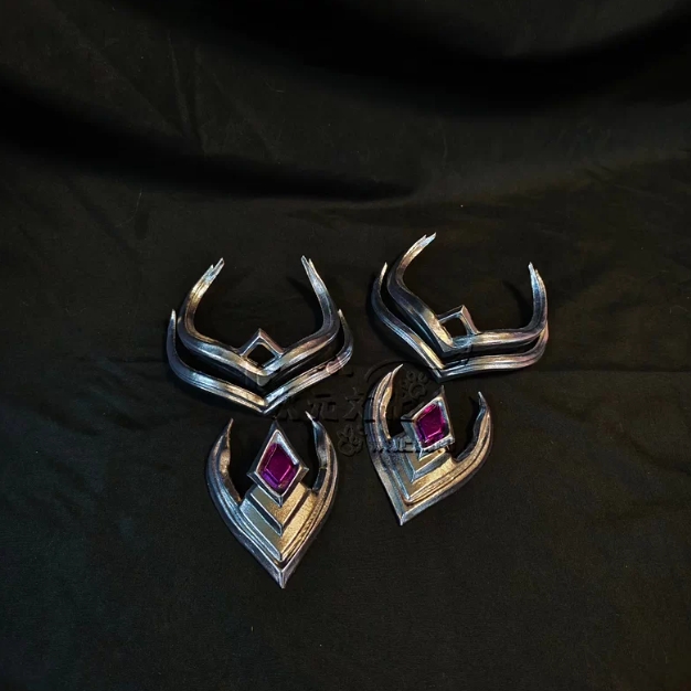 รูปภาพสินค้า 【Pre-Order】ผนึกเทพบัลลังก์ราชันย์ - พร็อบรองเท้า ไฉ่เอ๋อร์