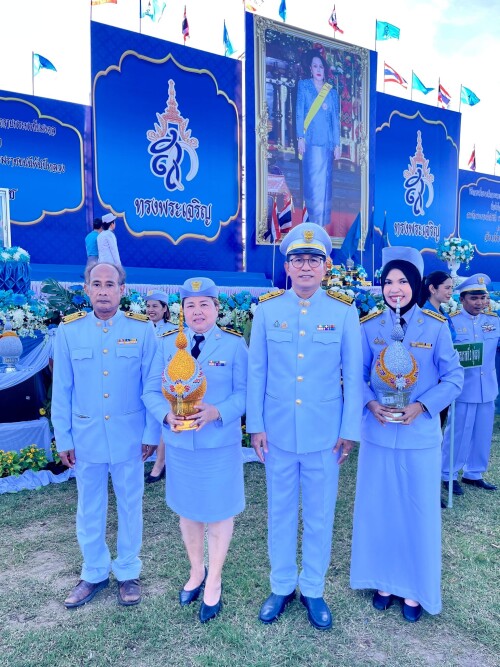 22dec29d1bcedf142.jpg