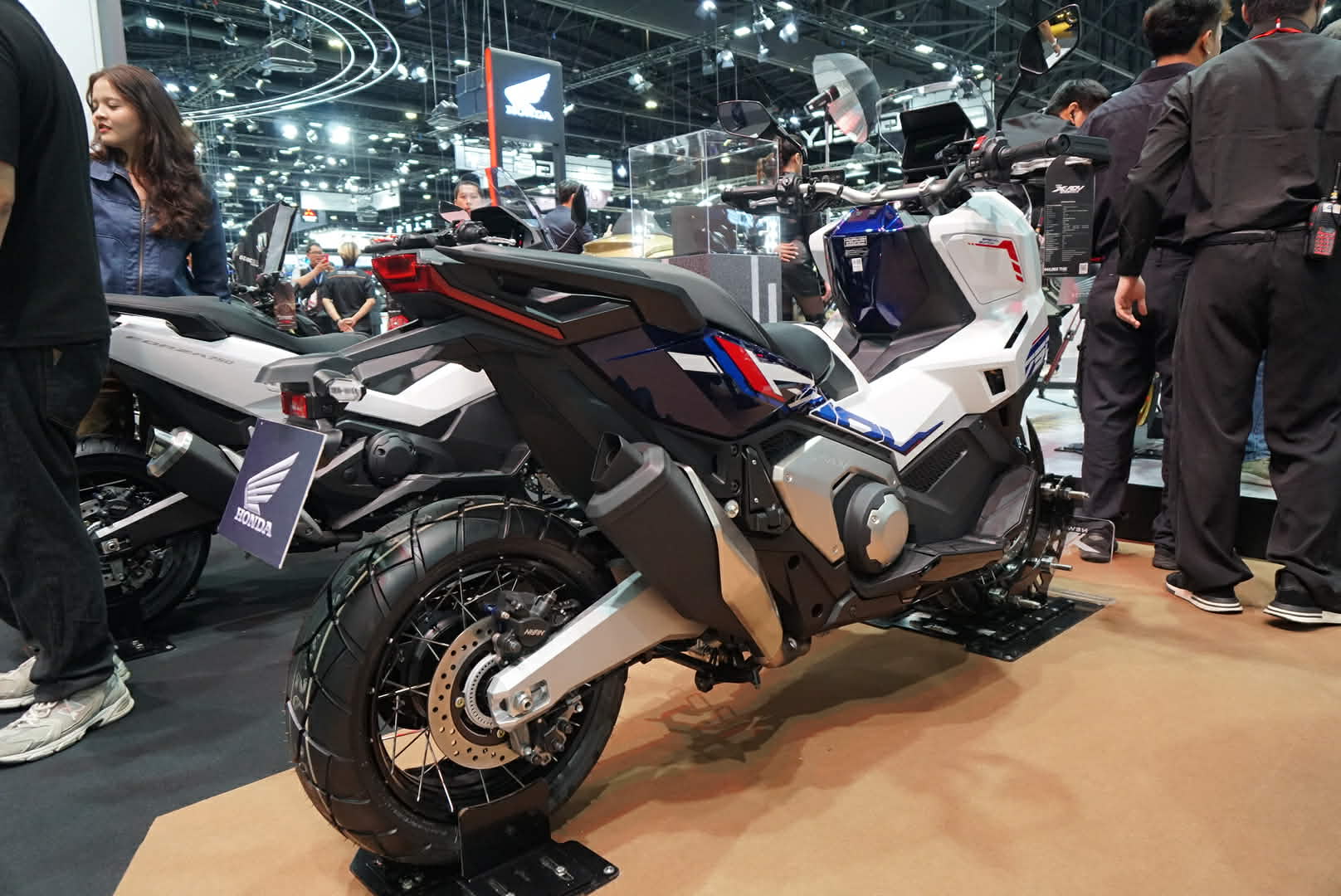 23a7e9e7 fd19 400b 8ca4 55913975a2a4