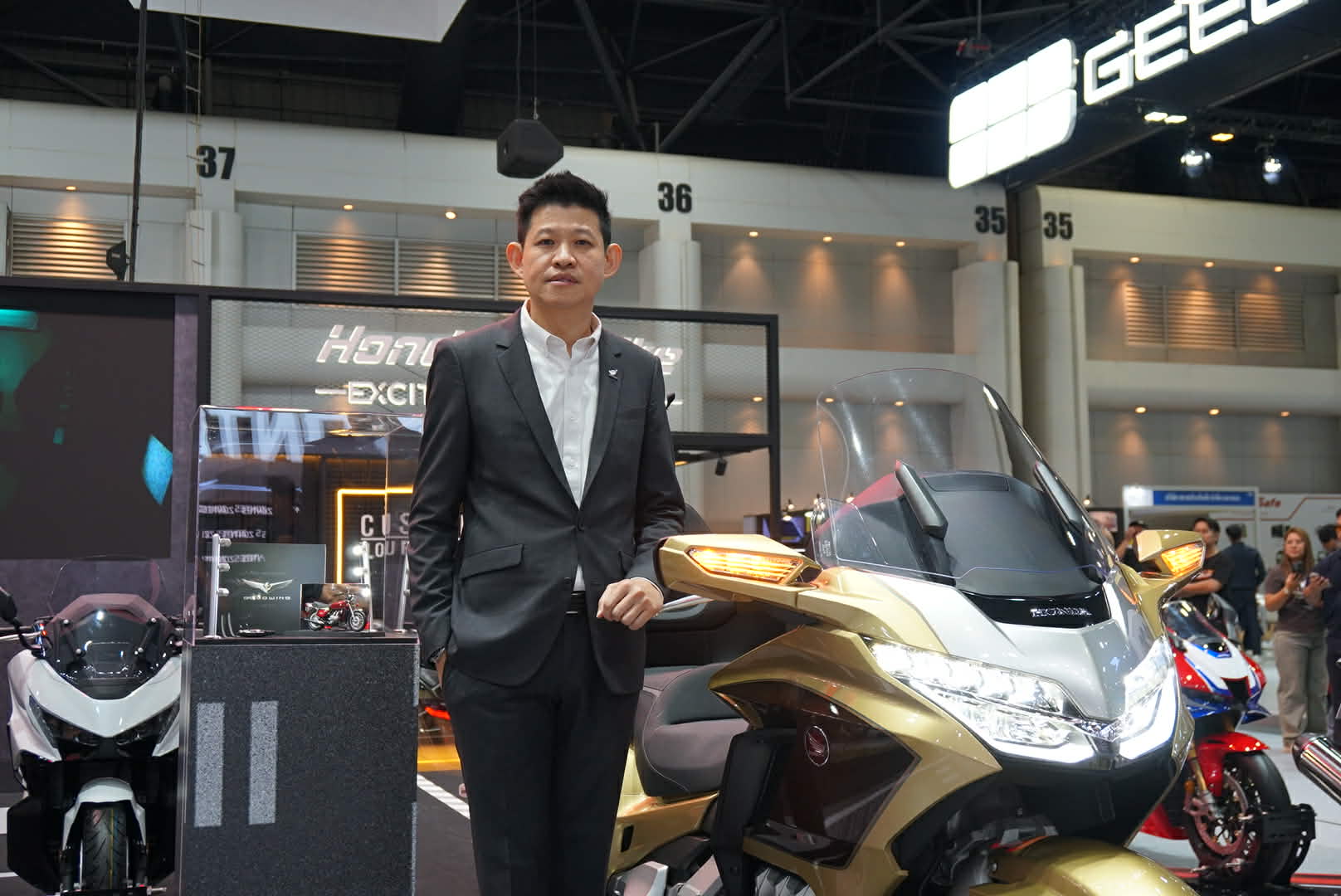 365ca55f 0f6d 403e b2a7 f85ba804072b