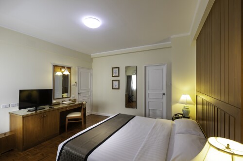 4.โรงแรมแคนทารี เฮ้าส์ กรุงเทพฯ ห้องสวีท 1 ห้องนอน