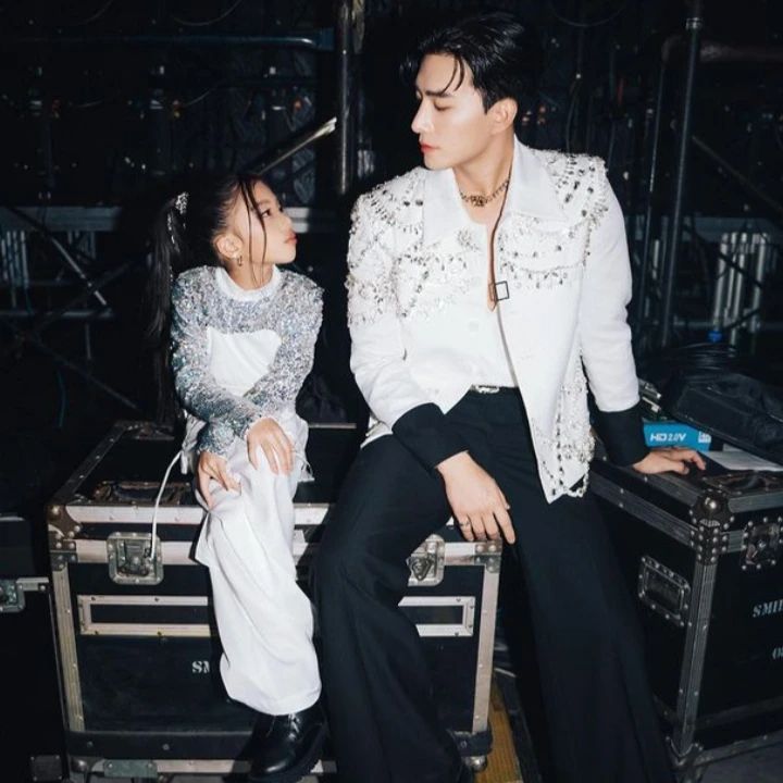 460940274 889839429173755 7529832626240064344 n