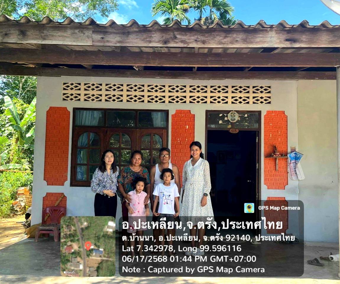 [Image of การเยี่ยมบ้านนักเรียน 11]