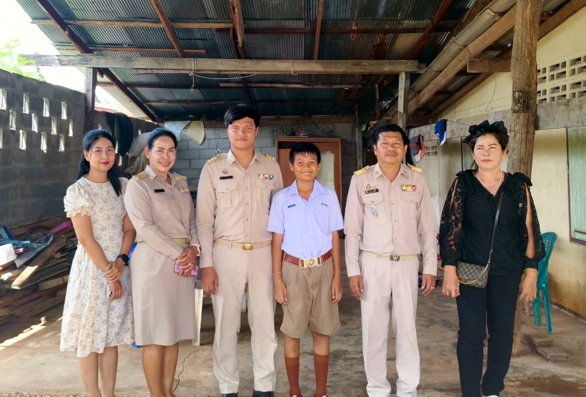 [Image of การเยี่ยมบ้านนักเรียน 15]