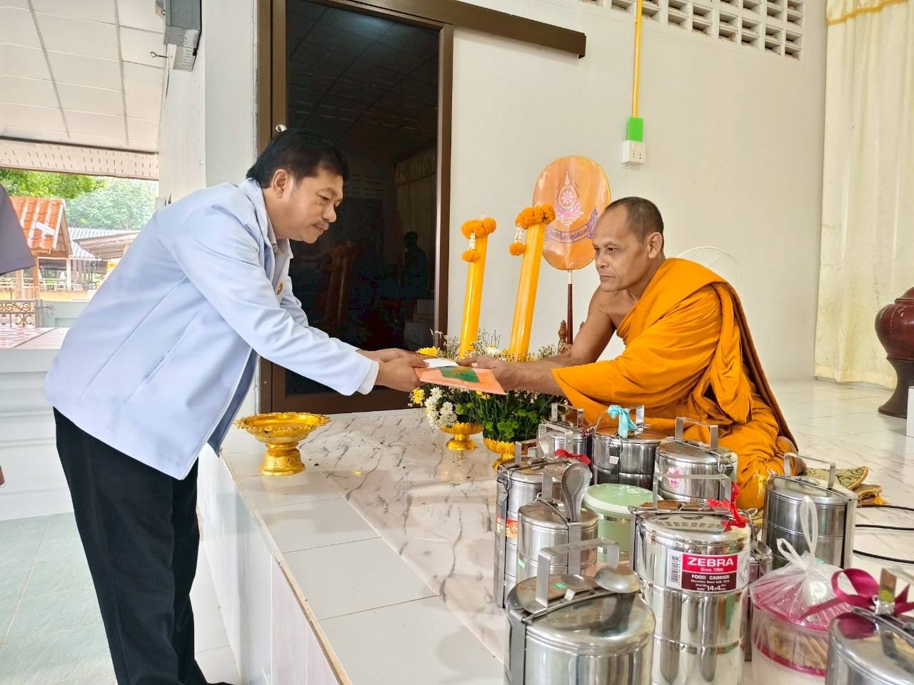 [ภาพกิจกรรมวันอาสาฬหบูชาและวันเข้าพรรษา 2]