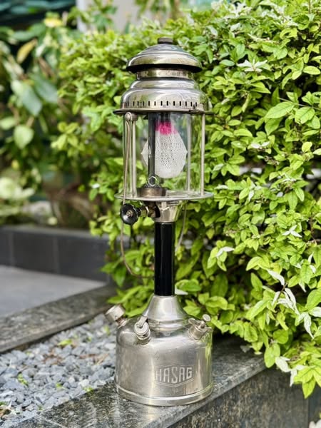 Coleman 220B lantern circa June 1936 | Classic Pressure