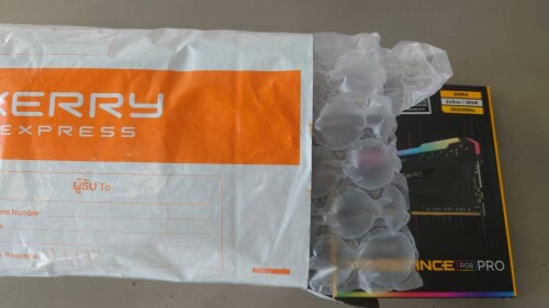 586005.jpg