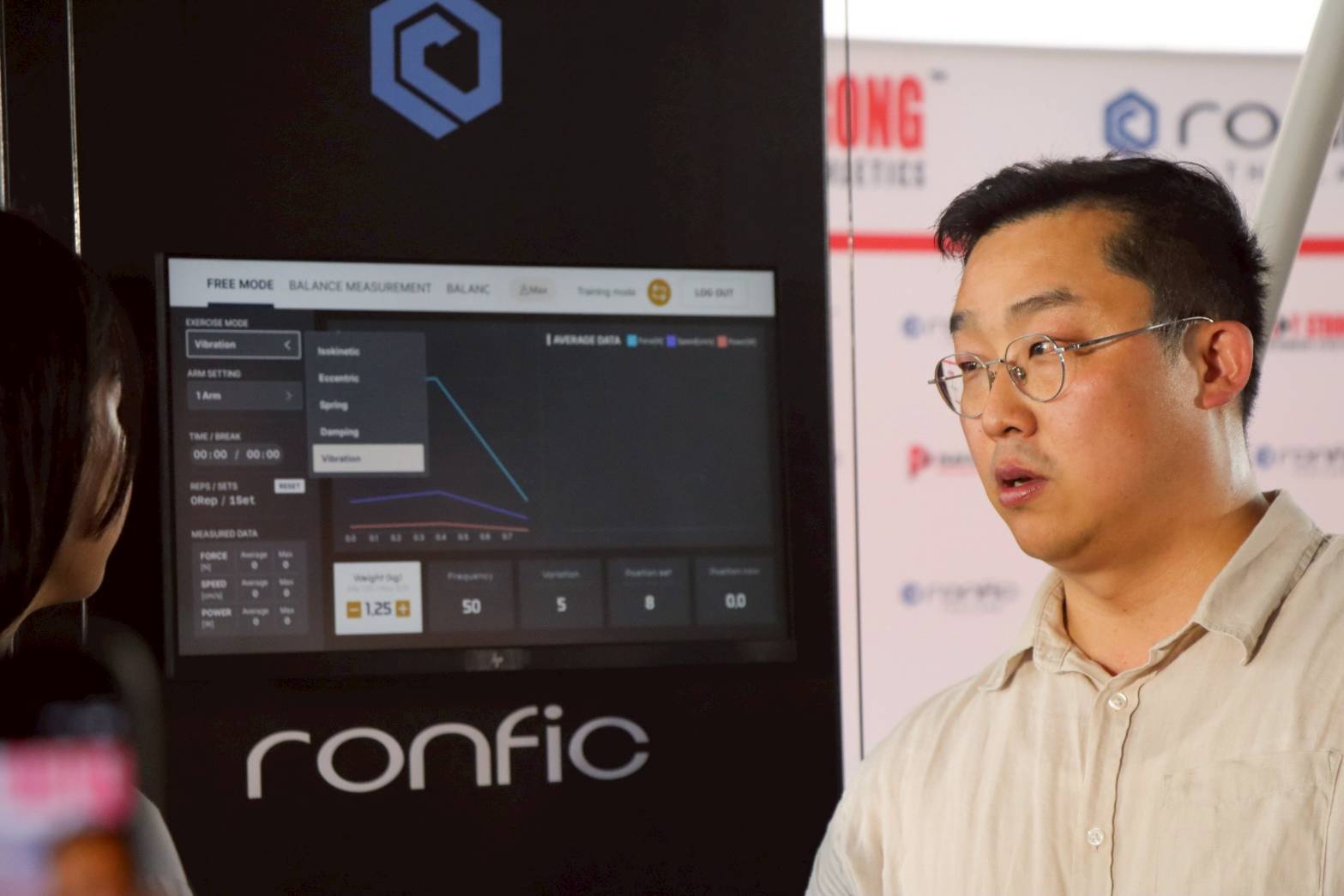 Mr.Kyongnam Kim, Head of Global Sales Team Ronfic