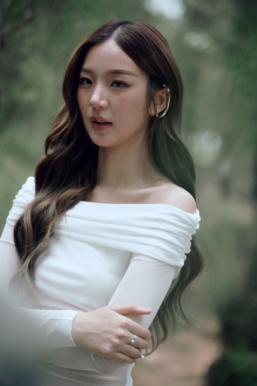 864689_0.jpg