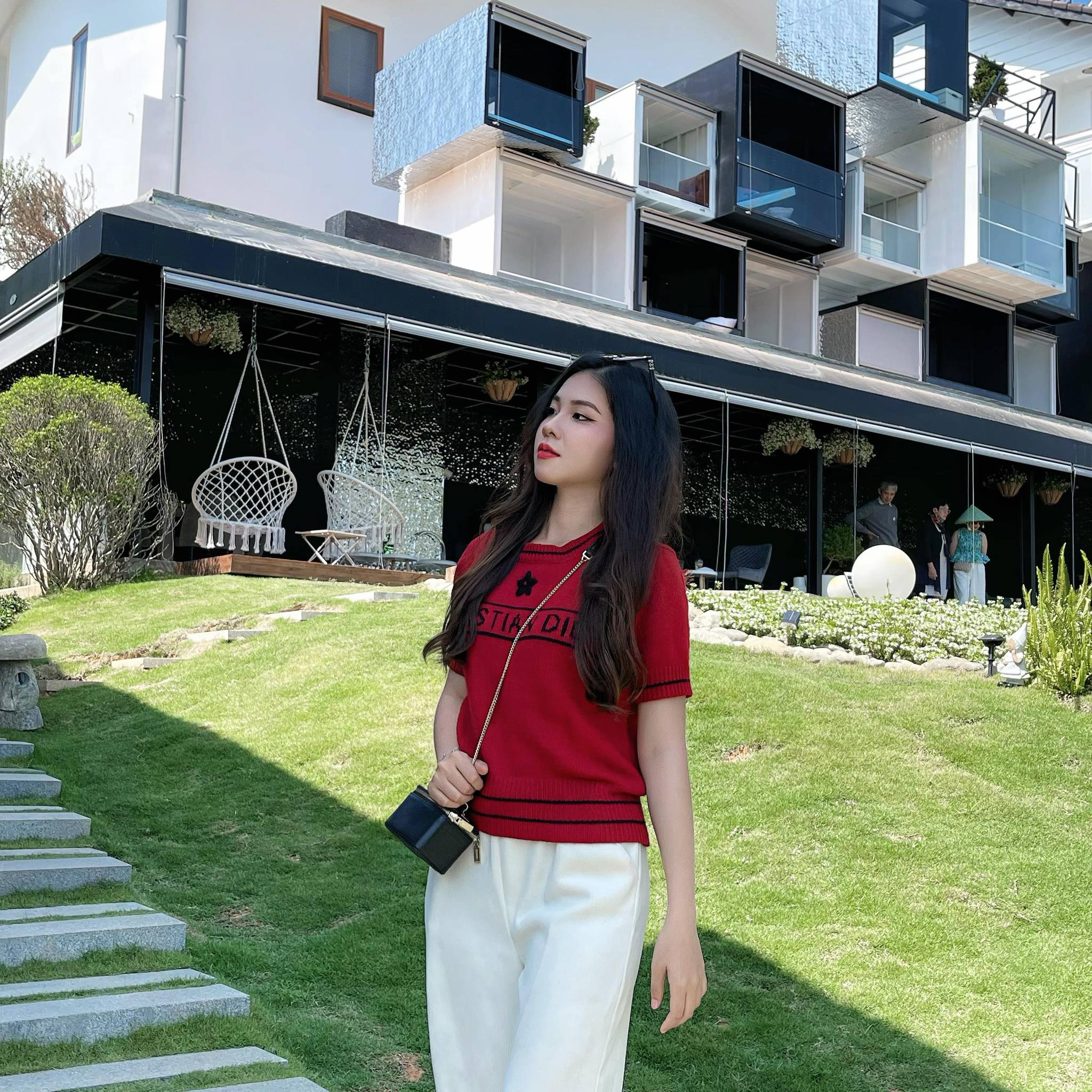 น้องพลอย