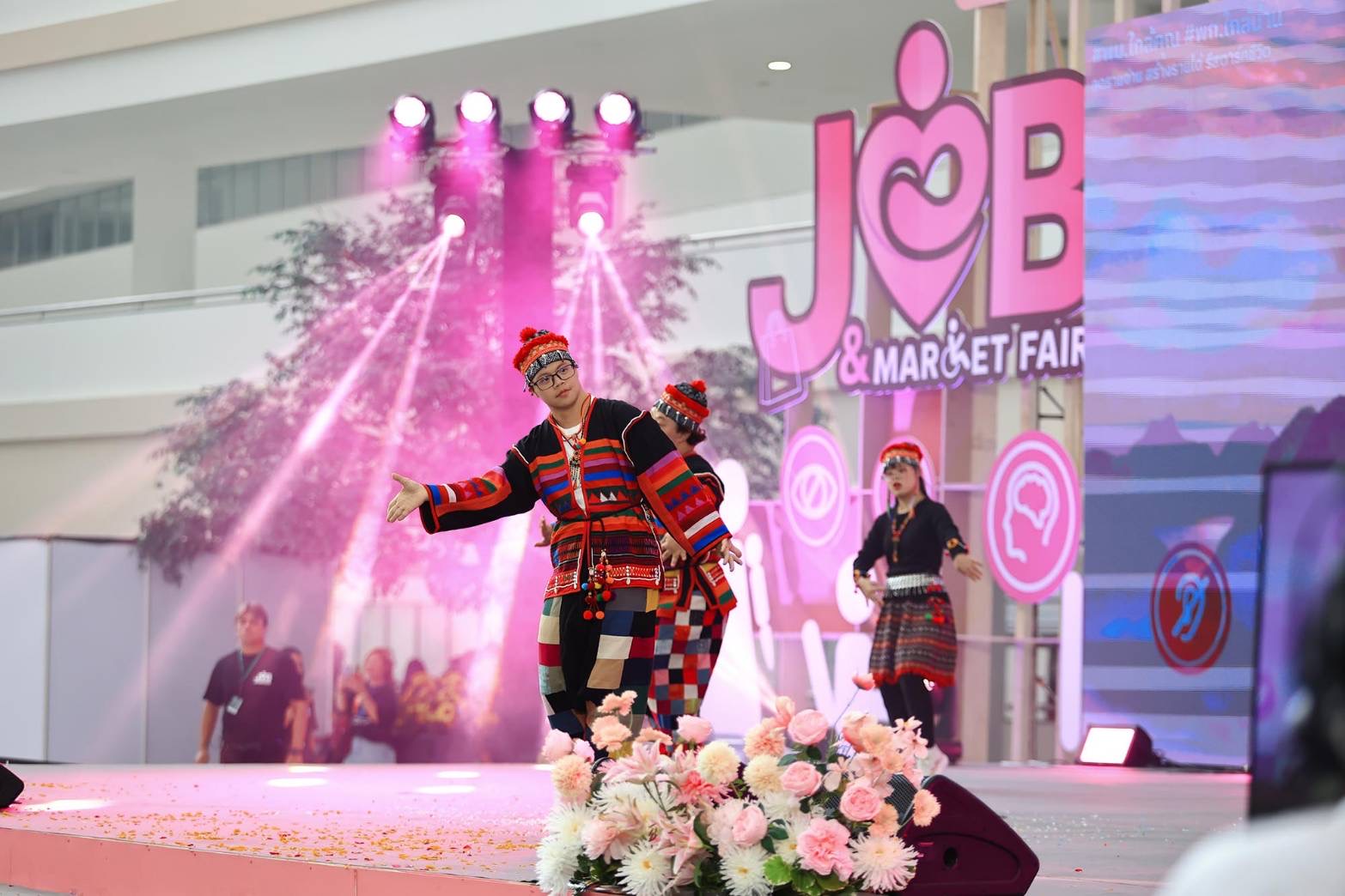 A63DEC12 1F41 43F7 B8D5 2A526BBD2DEB