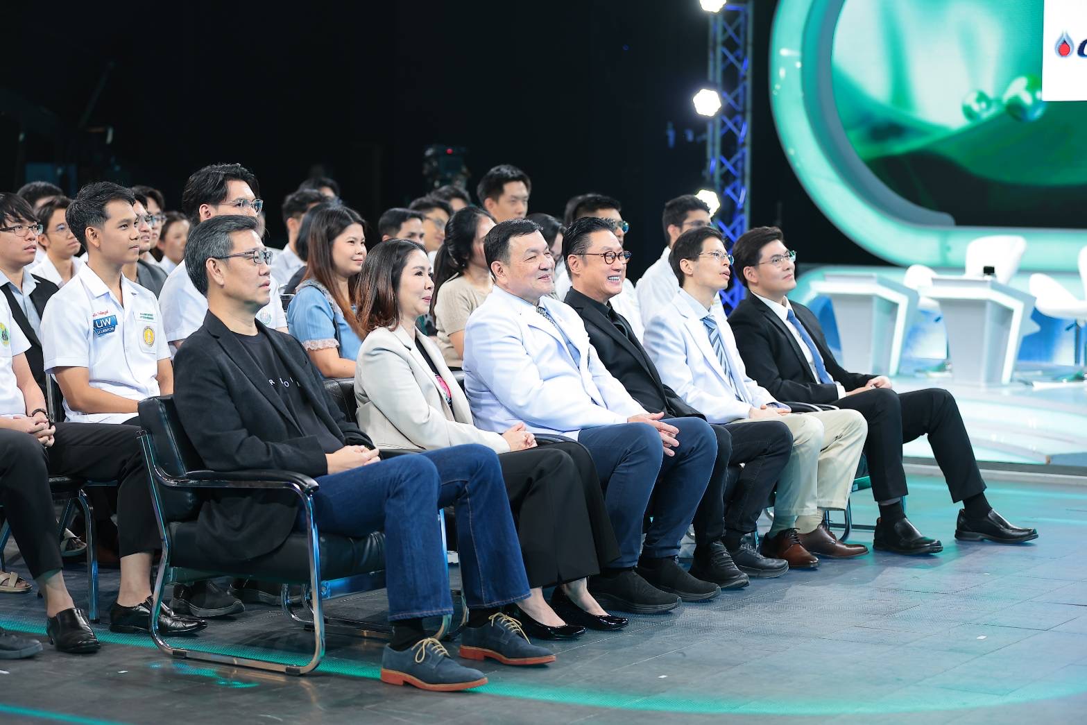 A854110A 5B71 4E89 8163 B440AE1CFBDA