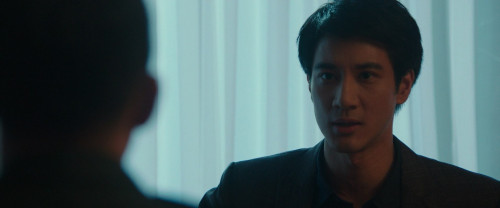 Blackhat.2015.1080p.iT.WEB-DL.DDP5.1.H264Argon.mkv_snapshot_01.20.09.583.jpg