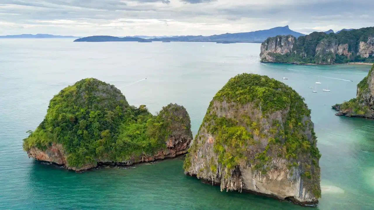 ที่พักอ่าวนาง