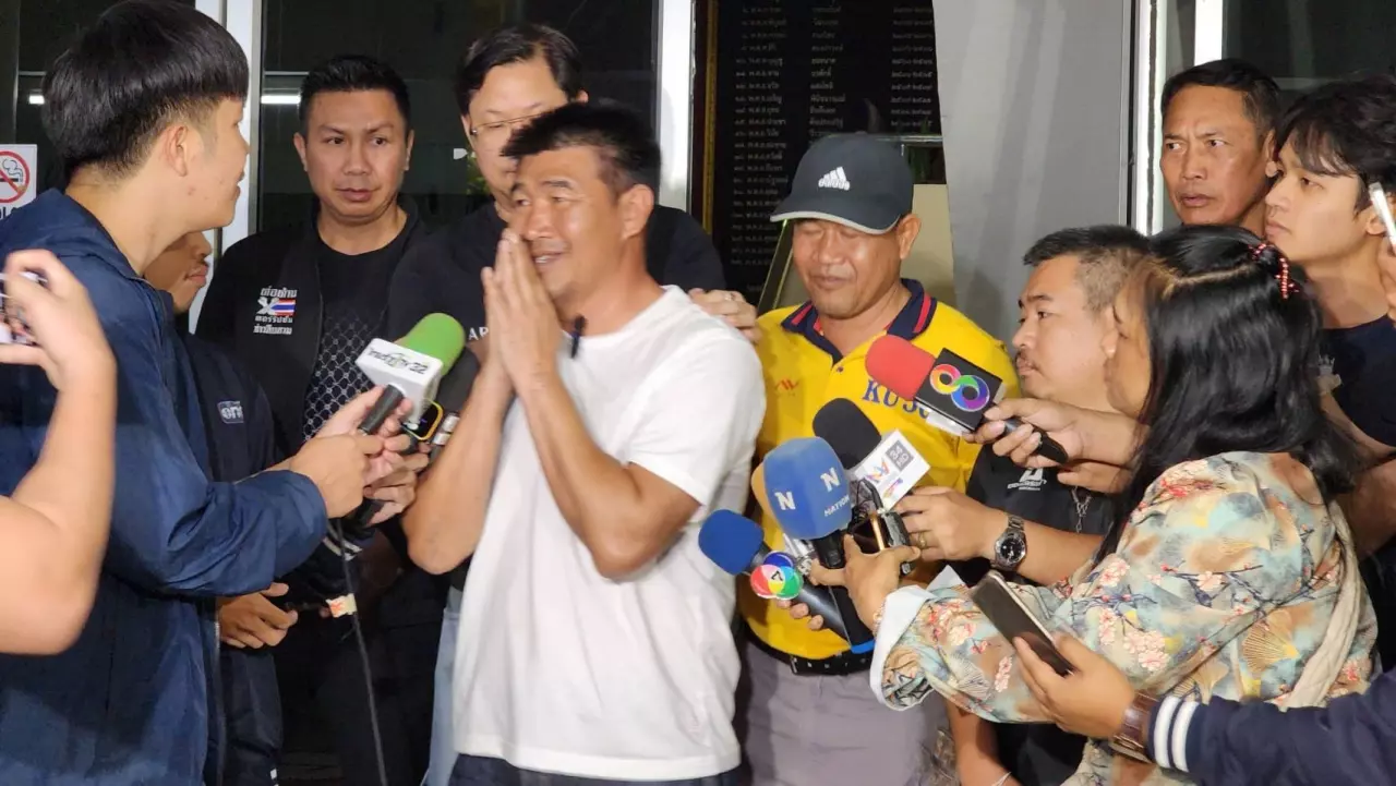 Dtbezn3nNUxytg04ajZ4QT2Sk0bK45mNnHxH1X12XvU4bX