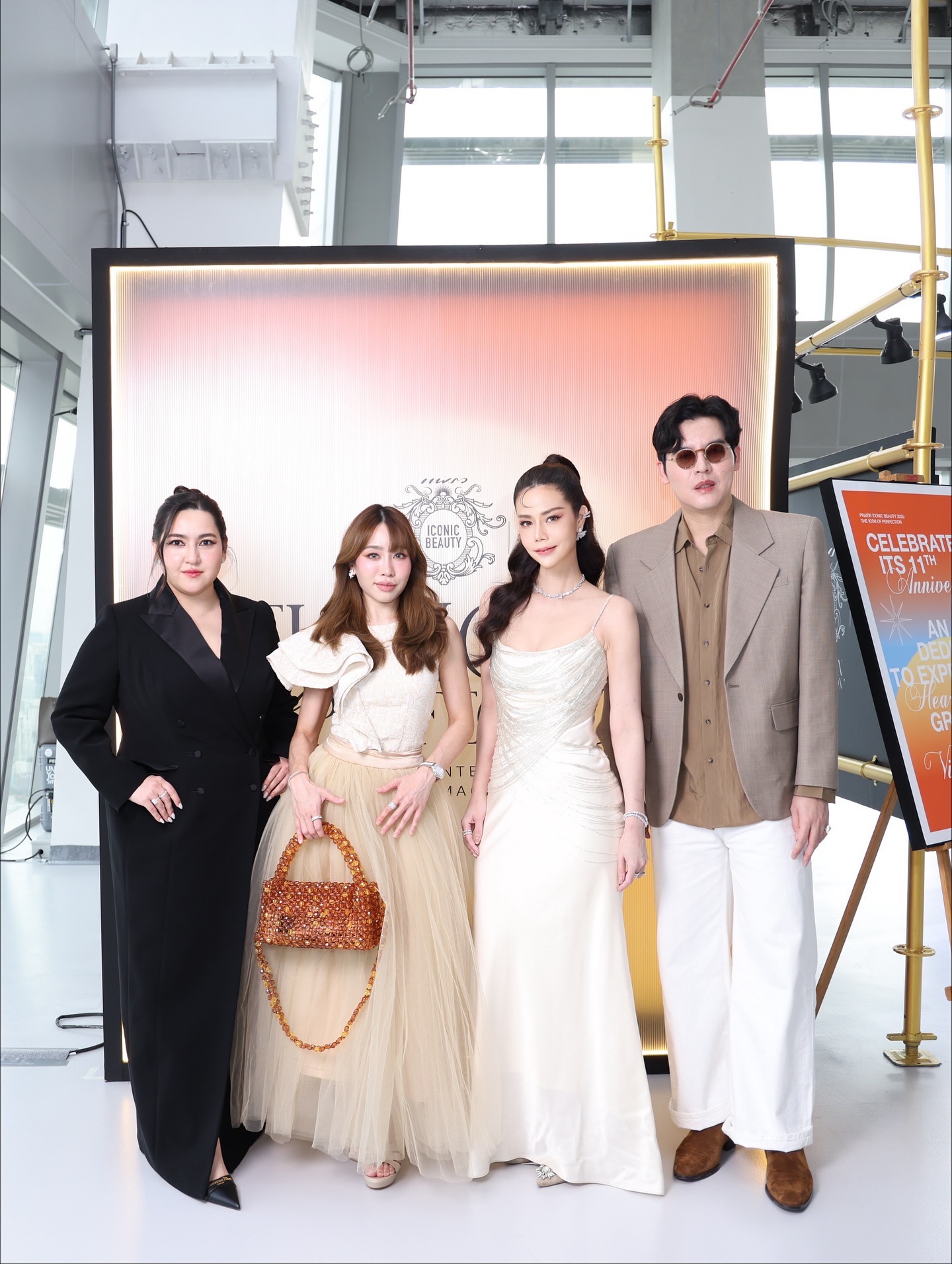 E4B18059 7786 464E 9D05 033CDE8C2908