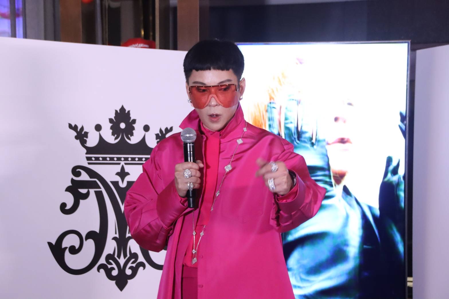 ECF95460 7BB2 429A A684 47215246DA45