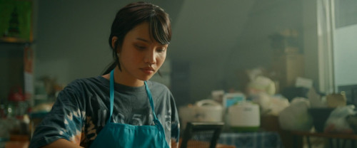 Ethers.Paradise.2025.1080p.iT.WEB-DL.DDP2.0.H264Argon.mkv_snapshot_01.21.21.601.jpg