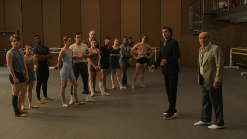 Etoile.S01E01.1080p.AMZN.WEB-DL.DDP5.1.H265.mkv_snapshot_00.40.38.951.jpg