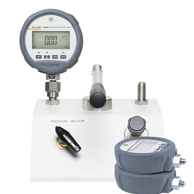 Fluke P5510-2700G-3/C Pneumatic Pressure Calibrator, 3 Gauges Accredited