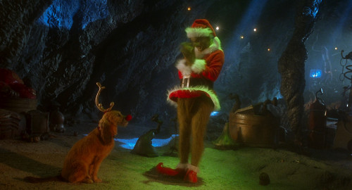 How.the.Grinch.Stole.Christmas.2000.1080p.AMZN.APP-DL.DDP5.1.HEVC.H265Argon-.mkv_snapshot_01.06.22.095.jpg