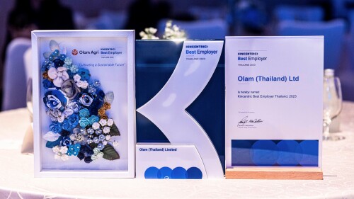 Kincentric-Award-Plaque-to-Olam-Thailand.jpeg