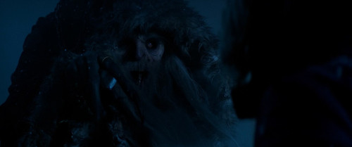 Krampus.2015.1080p.iT.WEB-DL.DDP5.1.H264Argon-.mkv_snapshot_01.22.27.431.jpg
