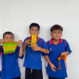 LINE_ALBUM_-.4_250818_40